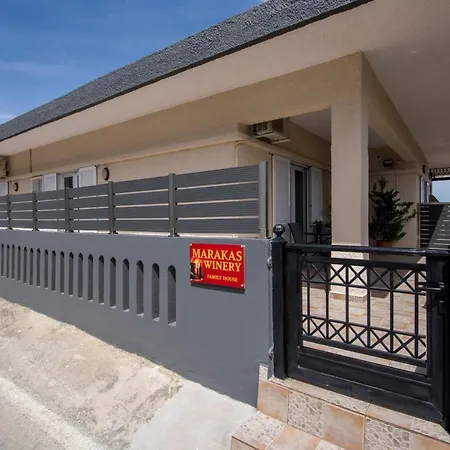 Villa Marakas Winery Family House