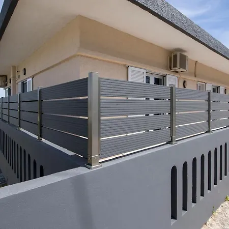 Villa Marakas Winery Family House
